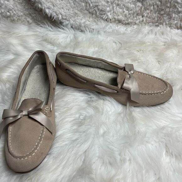 Vionic Alice  Nude Suede Leather Faux Shearling Satin Bow Loafer SZ9.5 - Picture 7 of 12